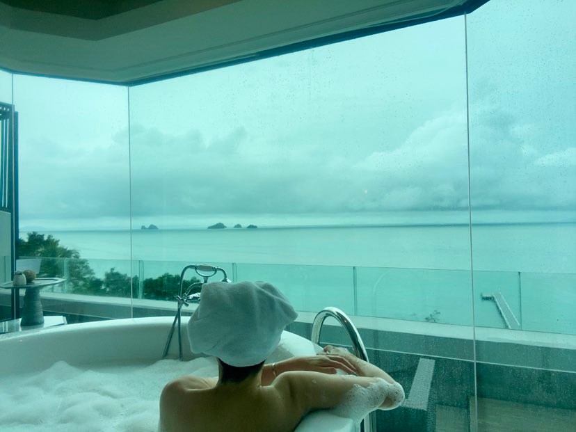 Club Panoramic Ocean View Suite.(InterContinental Koh Samui)