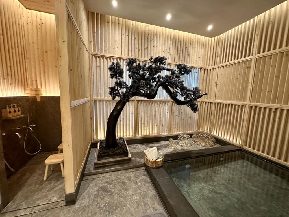 Private Flow Onsen at Spa by Le Meridien Bangkok