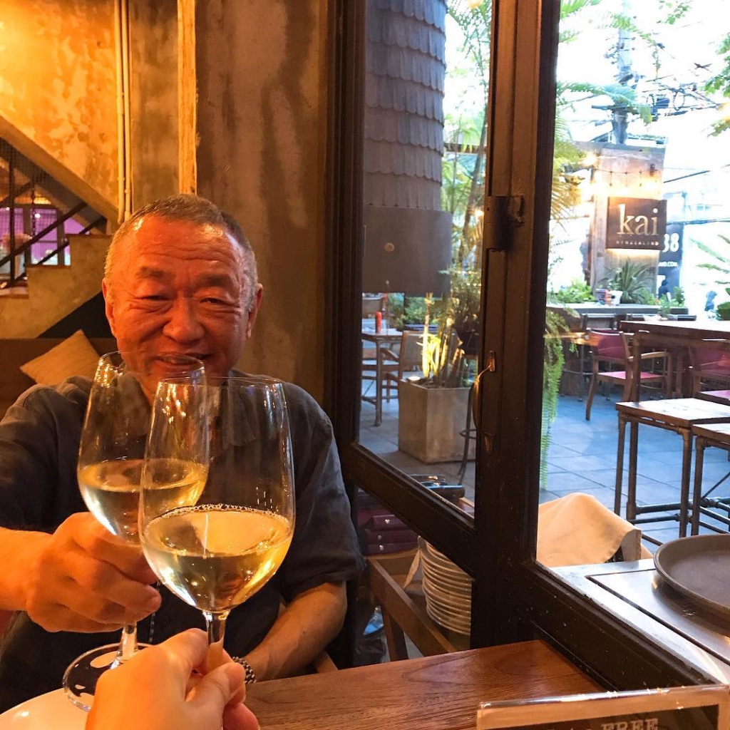 Kai New Zealand Restaurant: Cheers with white Newsealand wine.