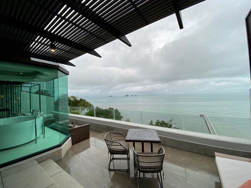 Club Panoramic Ocean View Suite.(InterContinental Koh Samui)